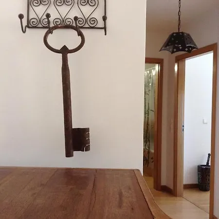 Casa Das Olaias & Closed Parking Apartment Lisbon