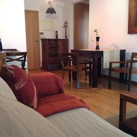Apartment Casa Das Olaias & Closed Parking