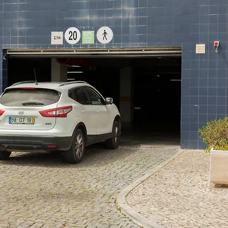 Apartment Casa Das Olaias & Closed Parking Lisbon